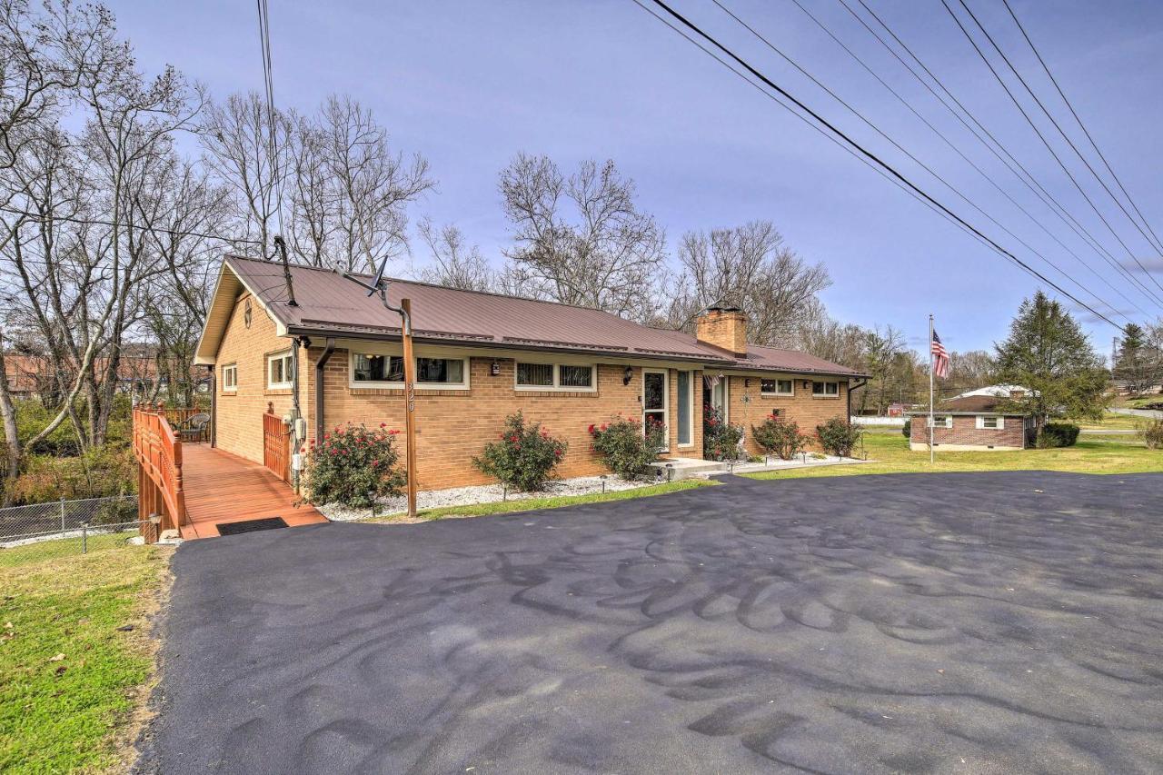 Bristol Retreat With Creek Access 2 Mi To Dtwn Villa Buitenkant foto